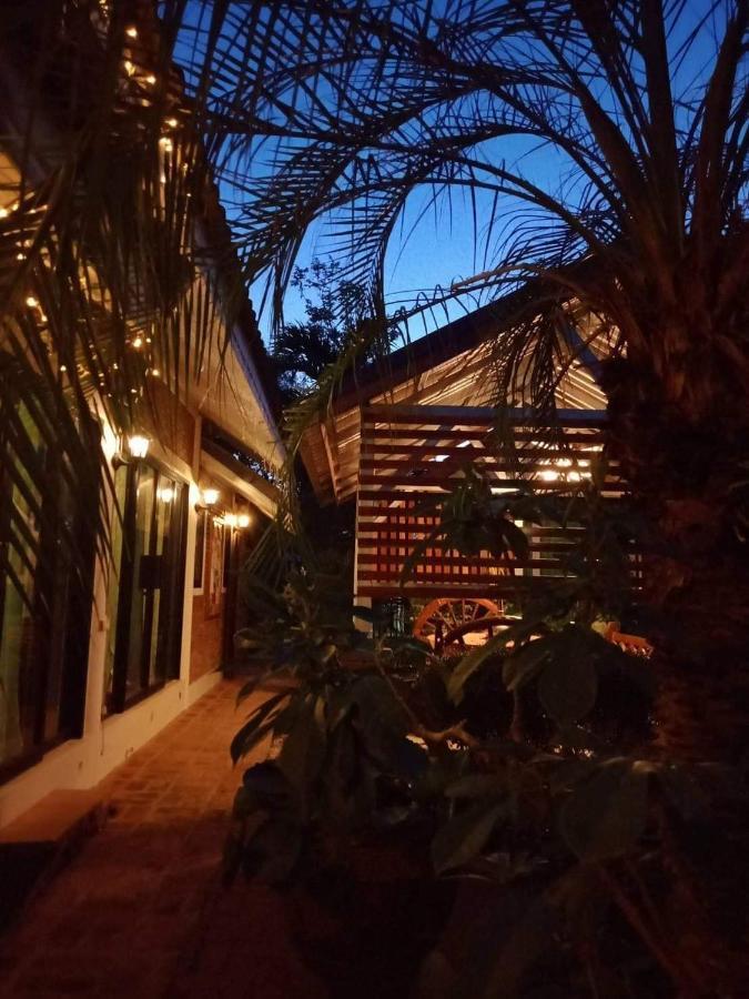 Baan B&B Sukhothai Ngoại thất bức ảnh